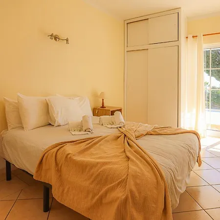 Bela Vista - By Bedzy Apartment *