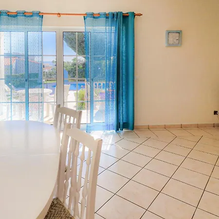 Appartement Bela Vista - By Bedzy